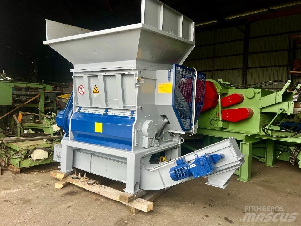 Lindner VEGA 1500 Промышленные шредеры