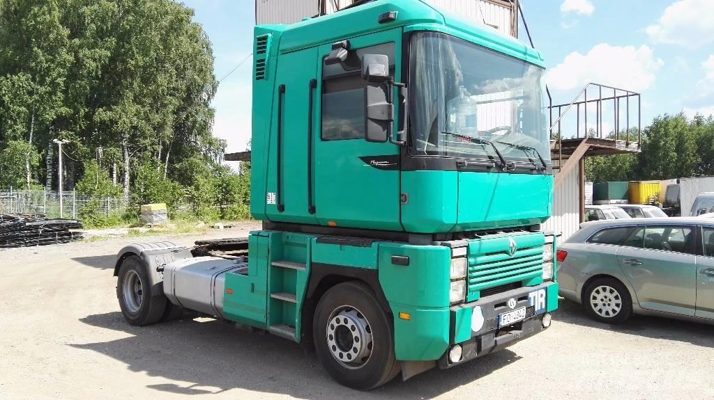 Renault MAGNUM Седельные тягачи