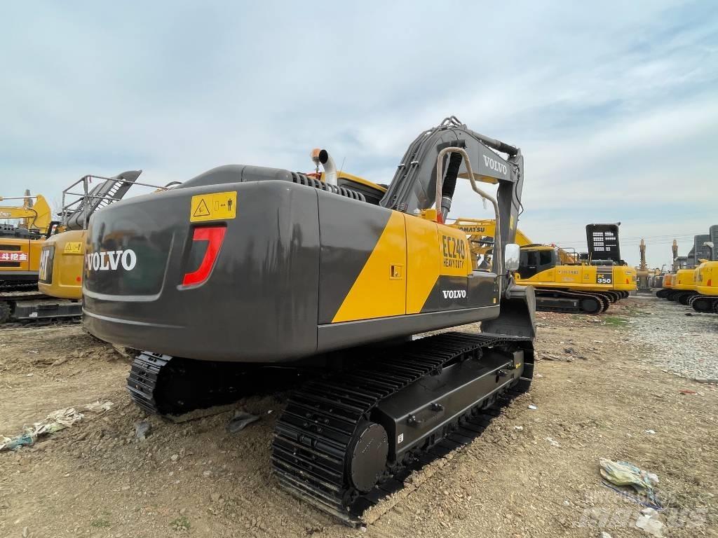 Volvo EC 240 Гусеничные экскаваторы