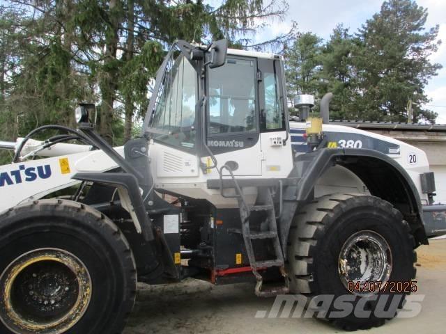 Komatsu WA 380 Фронтальные погрузчики