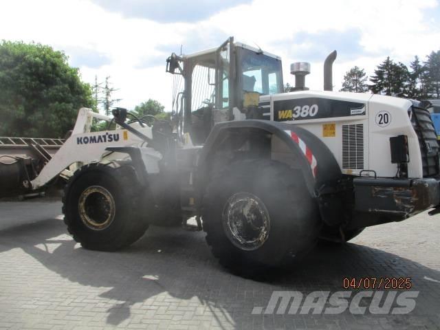 Komatsu WA 380 Фронтальные погрузчики