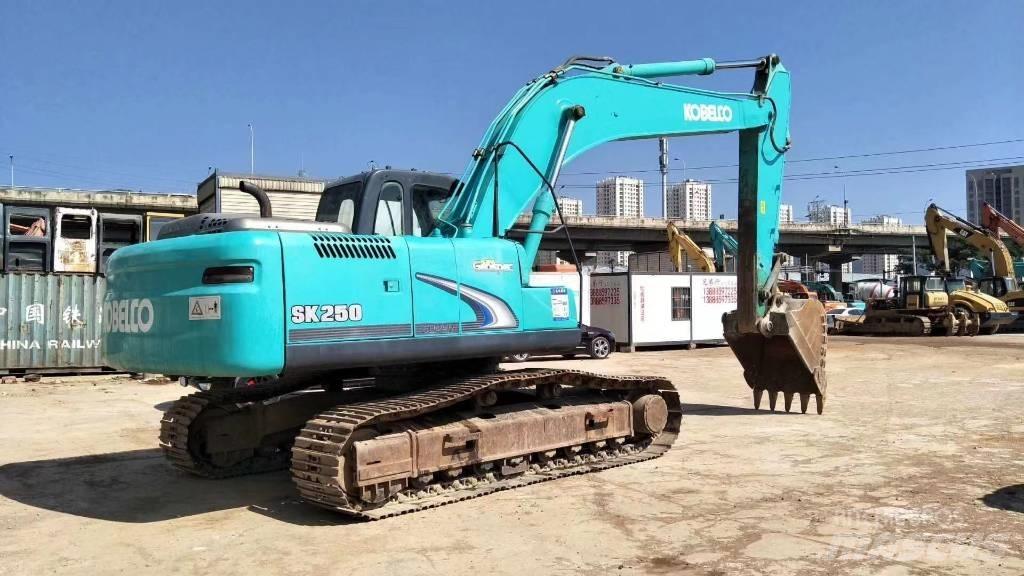 Kobelco SK 250-8 Гусеничные экскаваторы