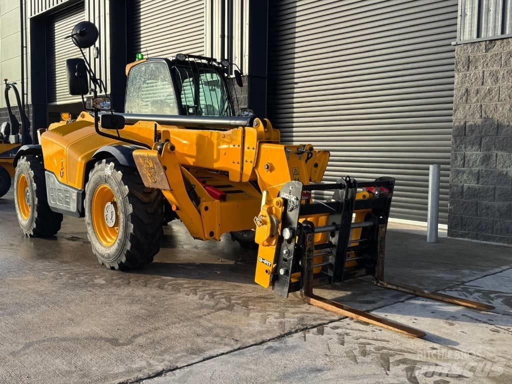 JCB 540-140 Телескопические погрузчики