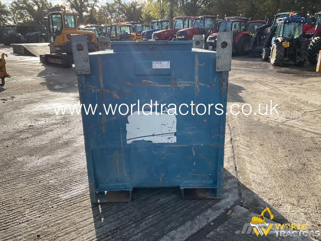  CONQUIP FUEL BOWSER Баки для топлива и присадок