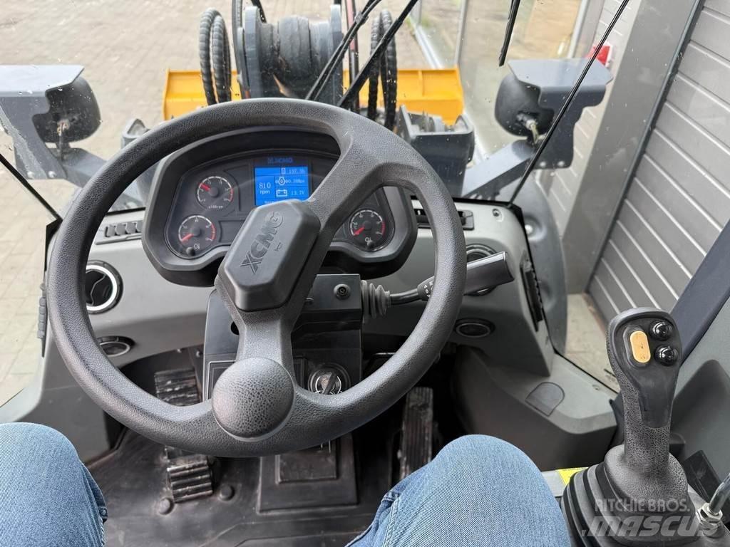 XCMG XC916E Фронтальные погрузчики