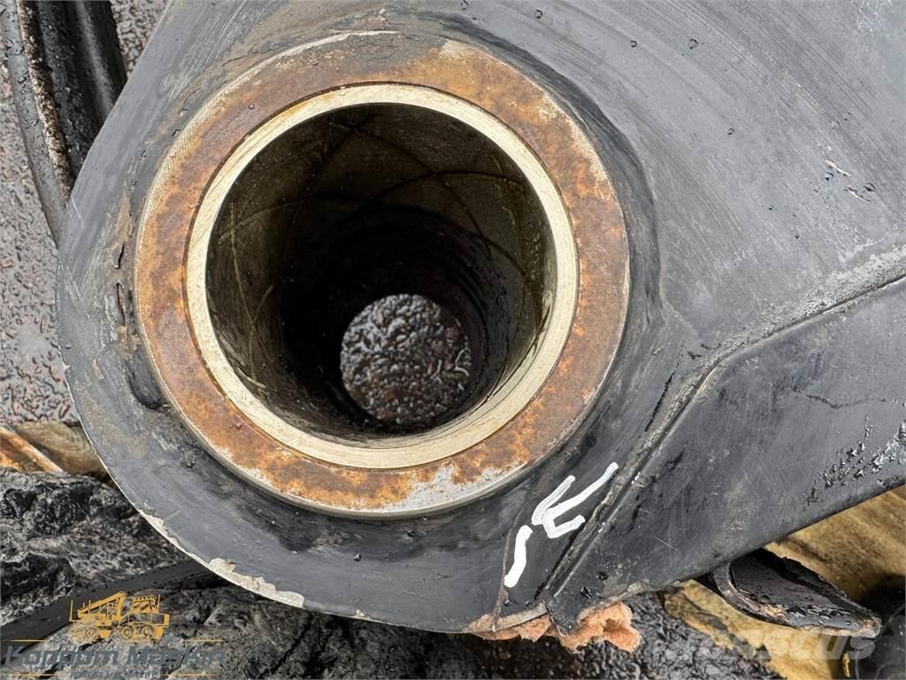 Komatsu 165F Манипуляторы для форвардеров