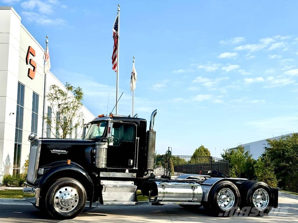Kenworth W 900 Седельные тягачи