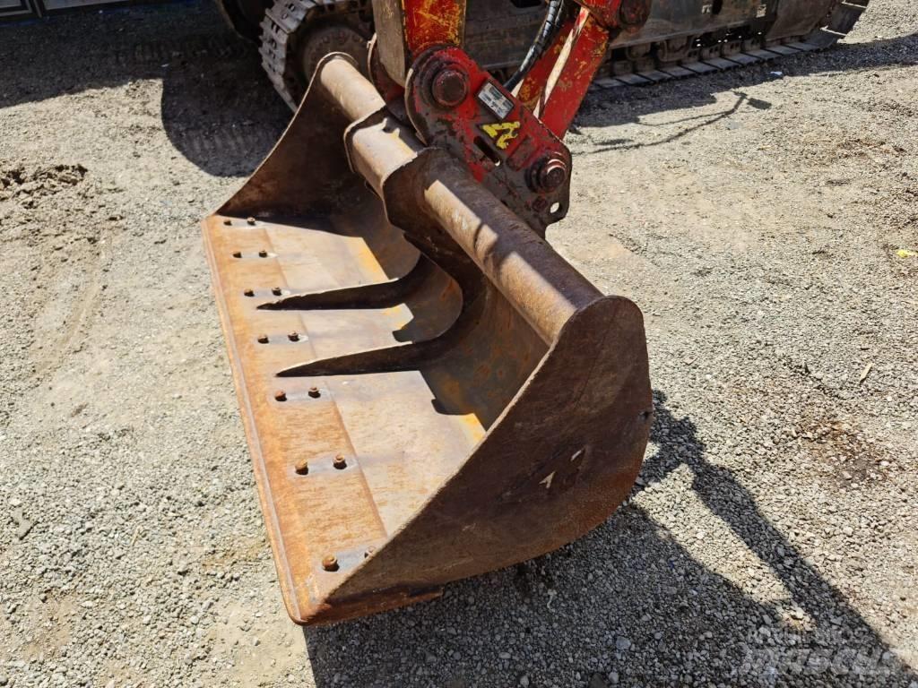 Komatsu PC 138-8 Гусеничные экскаваторы