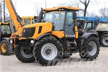 JCB Fastrac 3200 Трактора