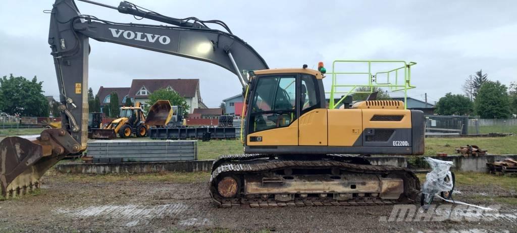 Volvo EC 220 DL Гусеничные экскаваторы