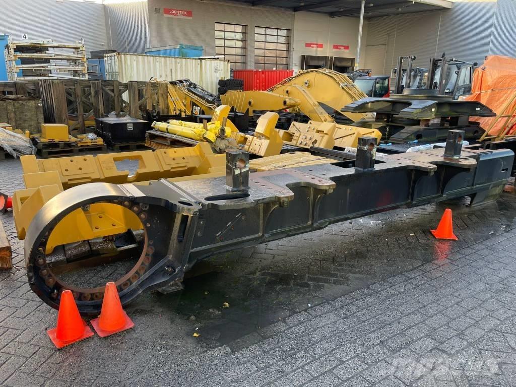 CAT 390 F L Ходовая часть и подвеска