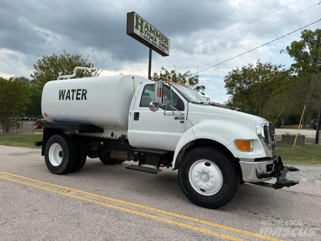 Ford F 650 Поливочные машины