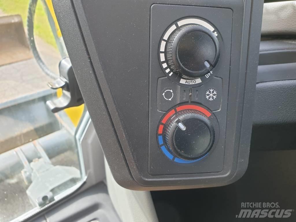 Wacker Neuson ET 90 Малые экскаваторы 7т-12т