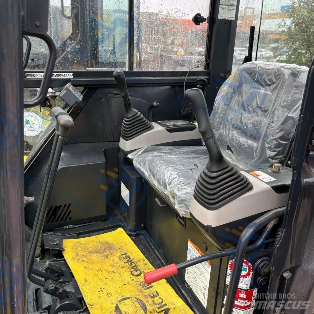Komatsu PC 30MR Мини-экскаваторы