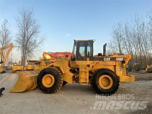 CAT 950 F Фронтальные погрузчики