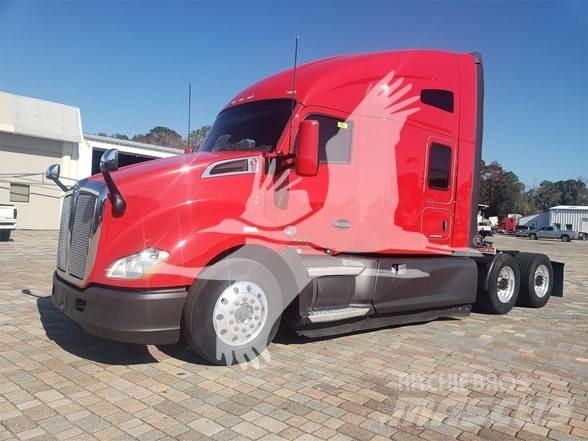 Kenworth T680 Седельные тягачи