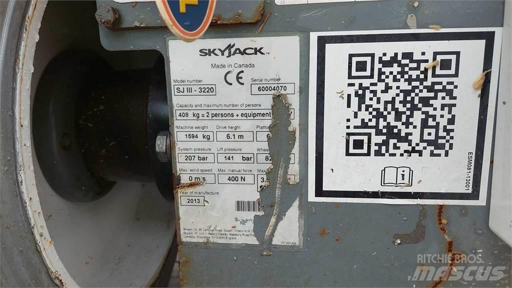 SkyJack SJIII3220 Ножничные подъемники