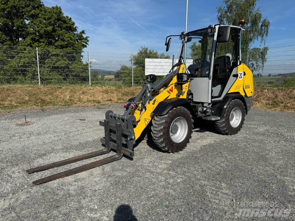 Wacker Neuson WL28 Фронтальные погрузчики