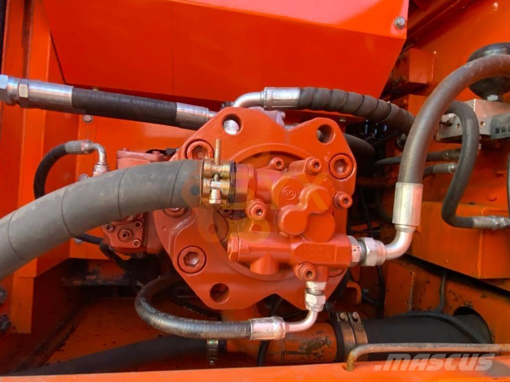 Doosan 220 LC-7 Гусеничные экскаваторы