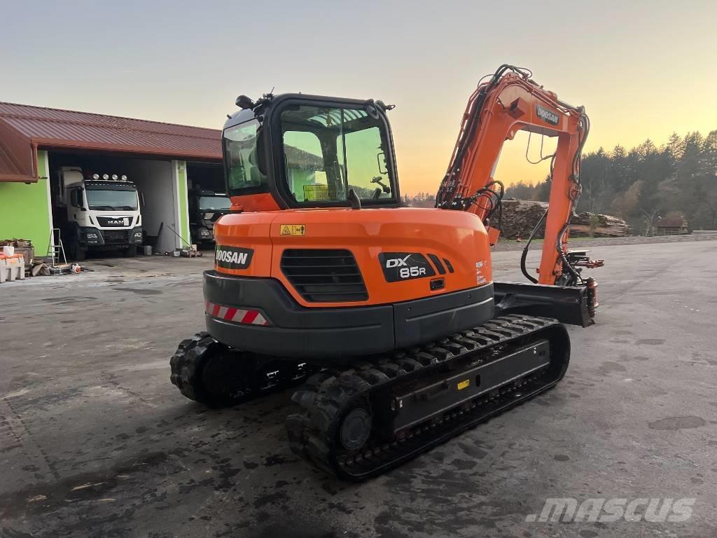 Doosan DX85R-3 Малые экскаваторы 7т-12т