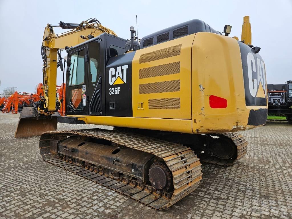 CAT 326 F L Гусеничные экскаваторы