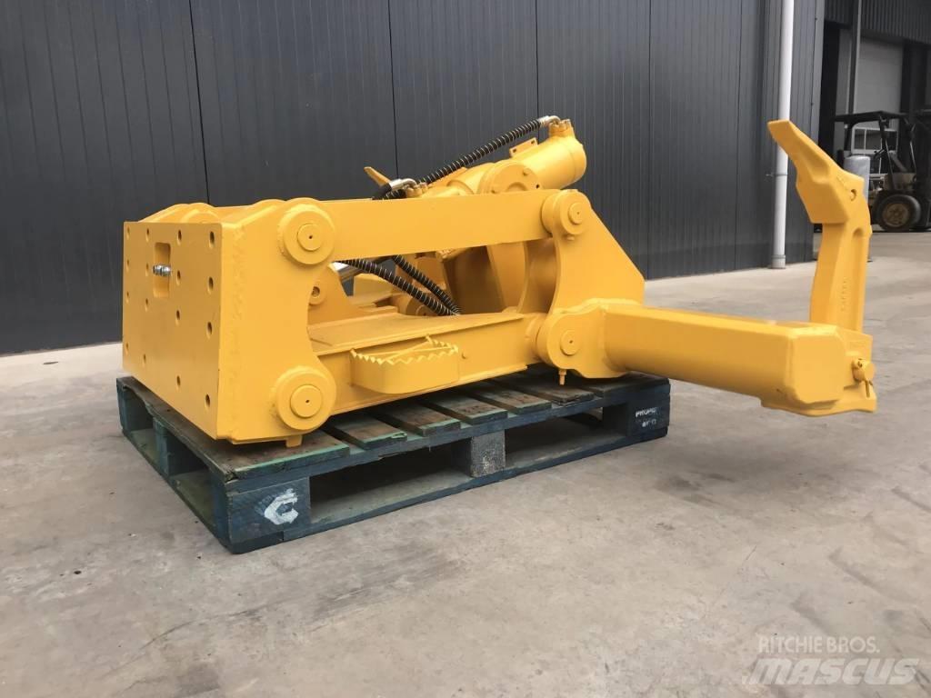 Komatsu D51 Навесные рыхлители