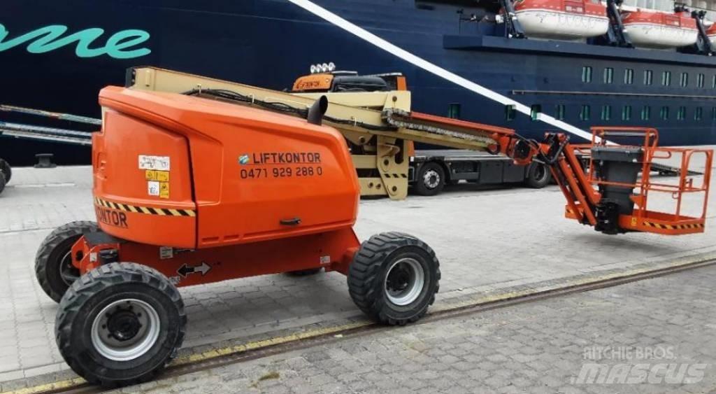 JLG 520 AJ Коленчатые подъемники