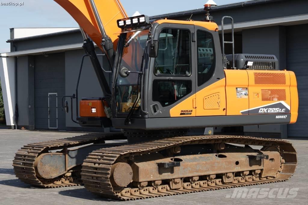 Doosan DX 225 LC-7 Гусеничные экскаваторы