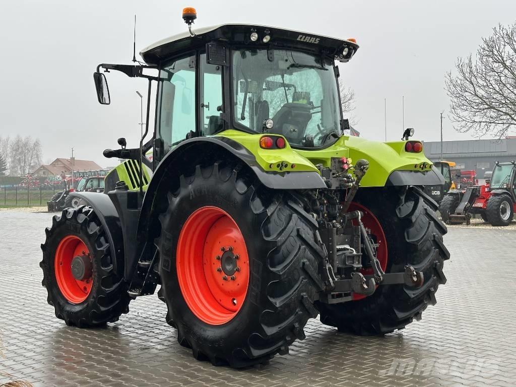 CLAAS Arion 550 Трактора
