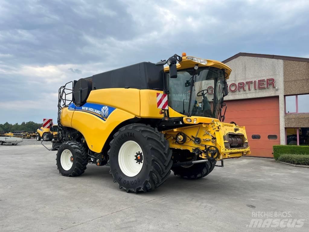 New Holland CR 9090 Зерноуборочные комбайны