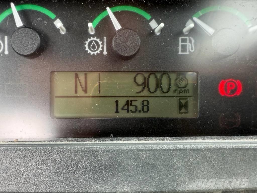 John Deere 710 J Экскаваторы-погрузчики