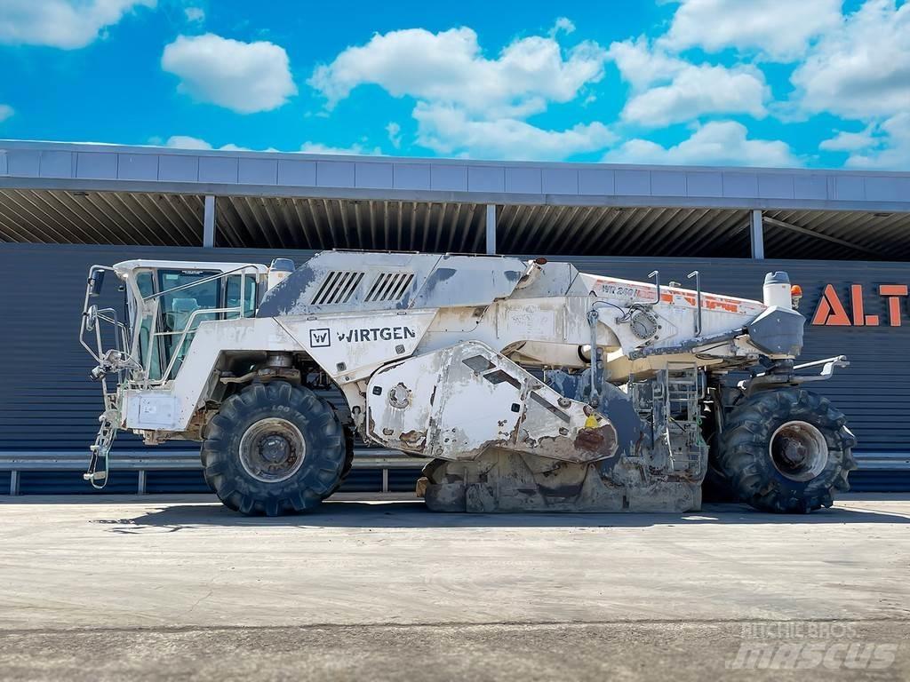 Wirtgen WR 240I Ресайклеры