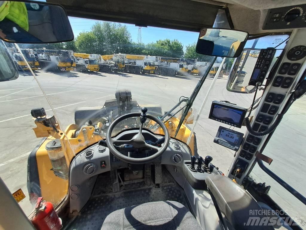 Volvo L180G Фронтальные погрузчики