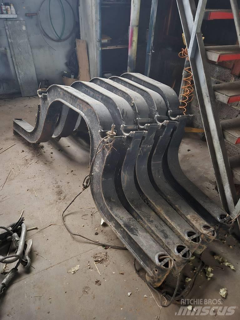 Timberjack 1110 Боны и ковши