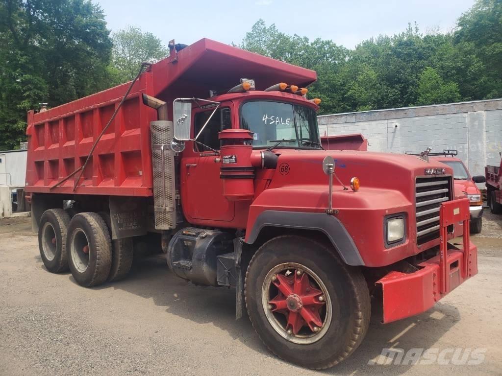 Mack RD 690 SX Грузовики-Самосвалы