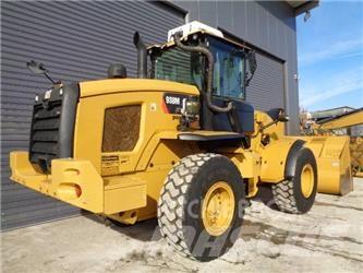 CAT 938M Фронтальные погрузчики