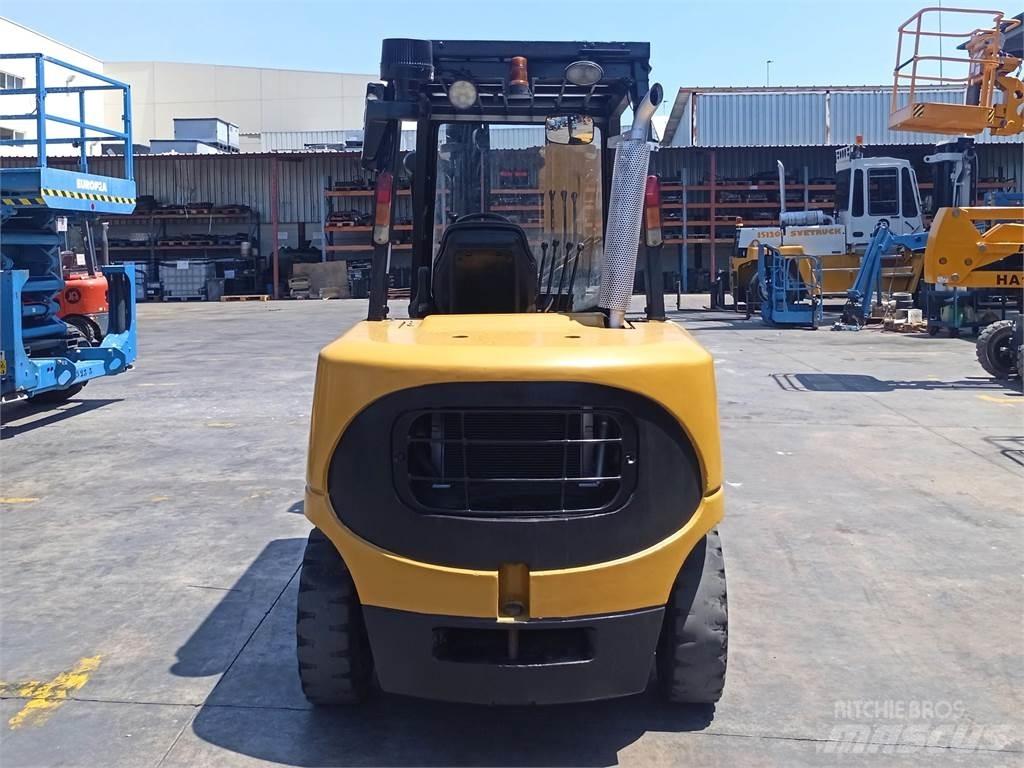 CAT DP45K Дизельные погрузчики