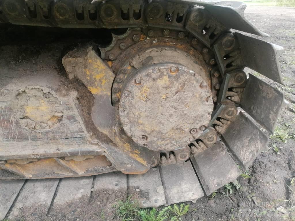 Komatsu 51PX Гусеничные бульдозеры