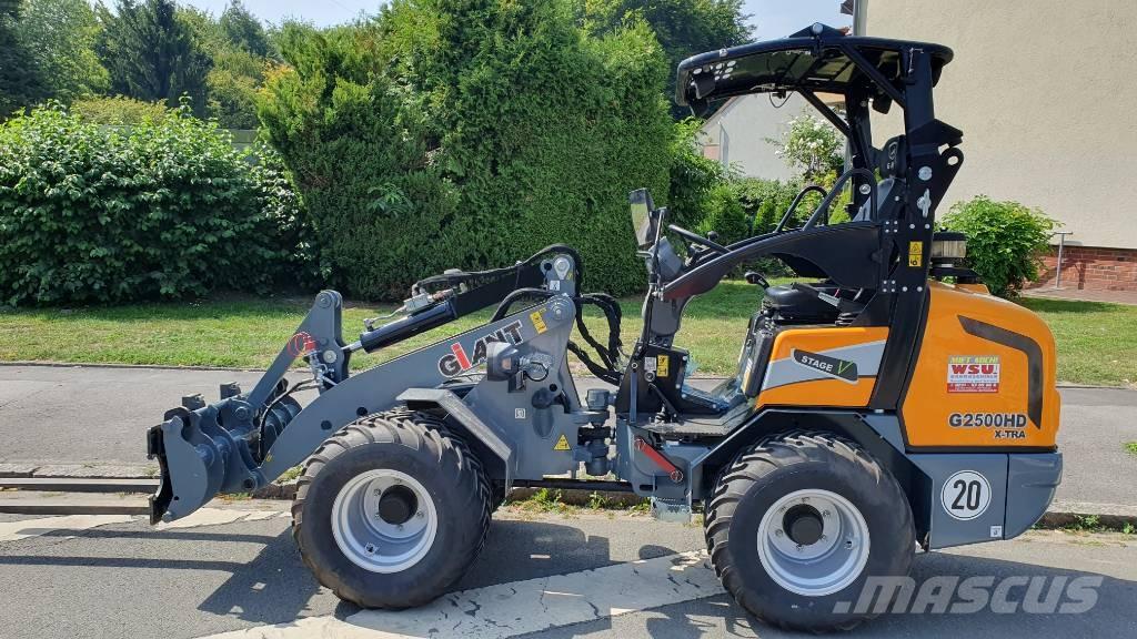 GiANT G 2500 X-Tra Фронтальные погрузчики