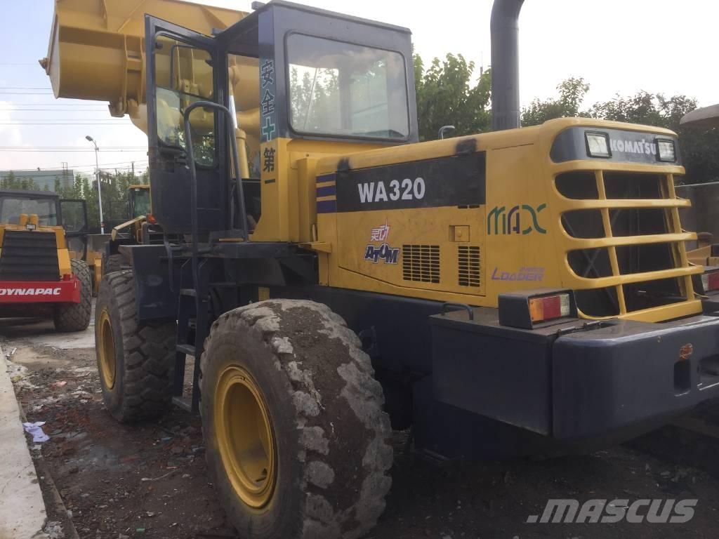 Komatsu WA 320-3 Фронтальные погрузчики