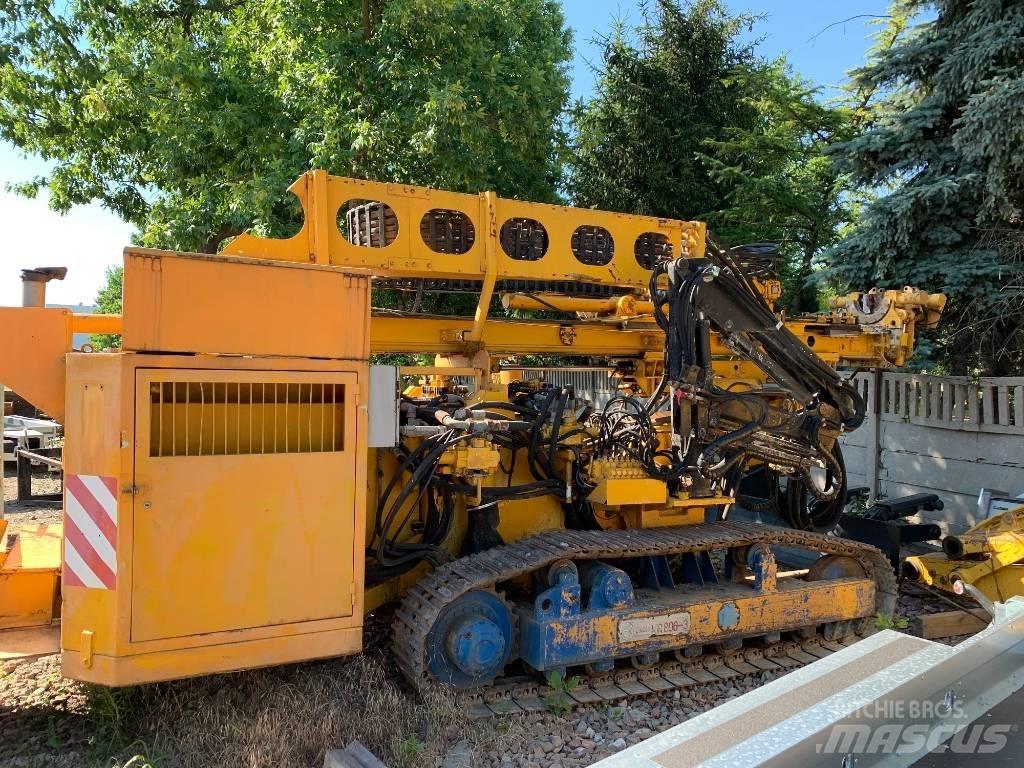 Klemm KR 806-3 Гусеничные буровые установки