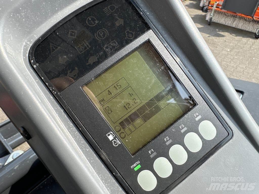 Yanmar VIO38-6 Мини-экскаваторы