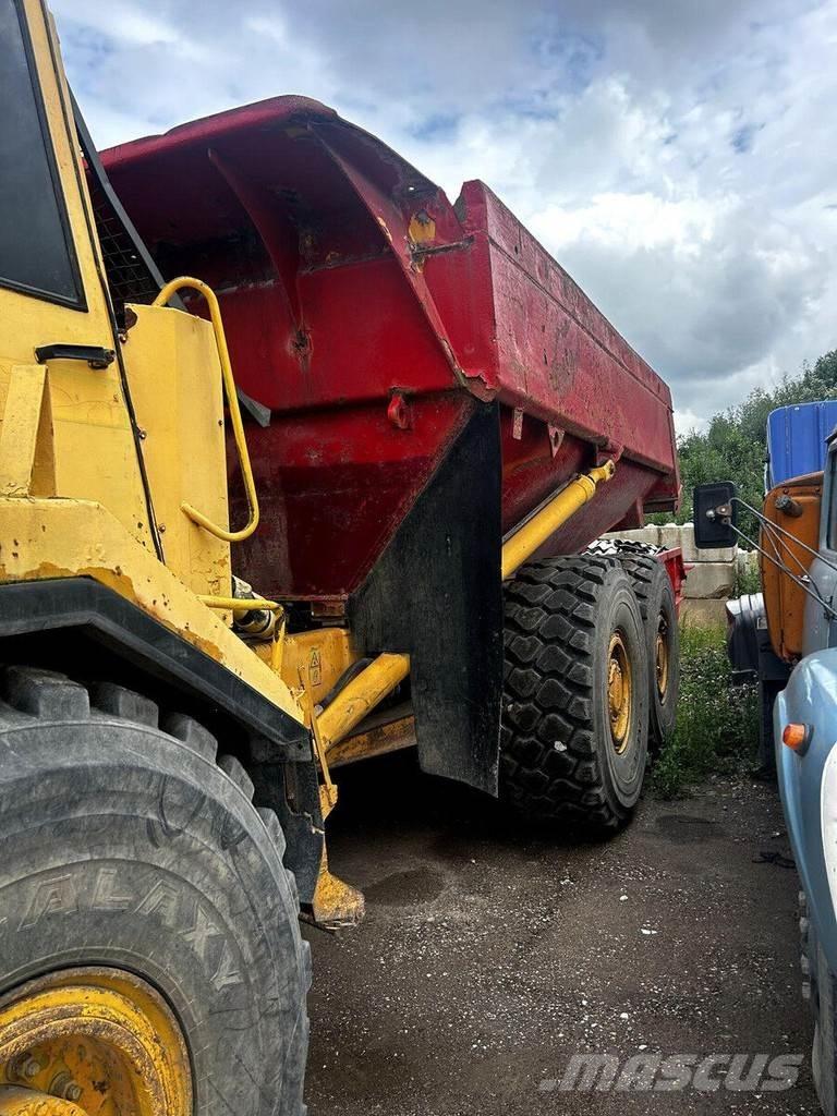 Volvo A25C Шарнирно-сочленённые самосвалы