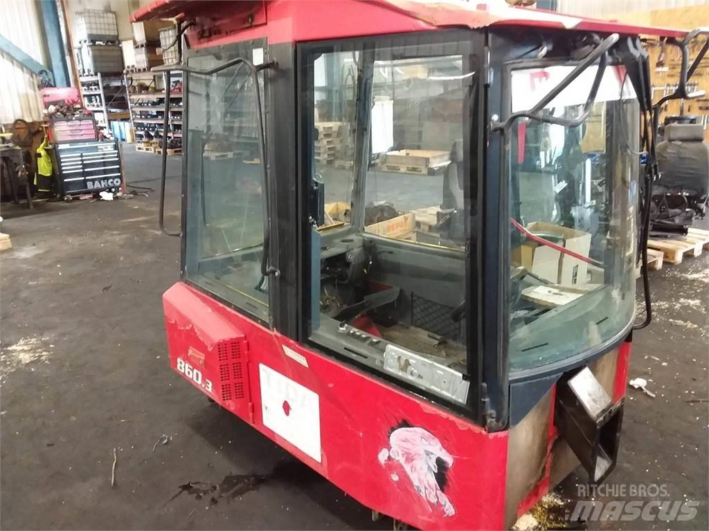 Valmet 860.3 Кабины и интерьер
