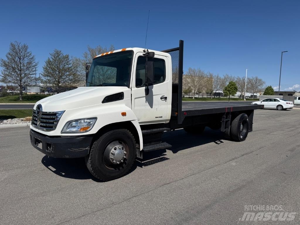 Hino 268 Грузовики-платформы/боковая разгрузка