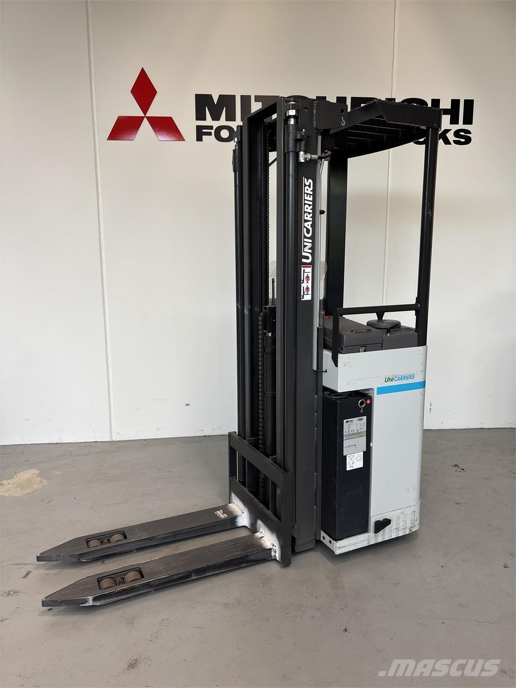 Atlet A160 Самоходные электроштабелёры