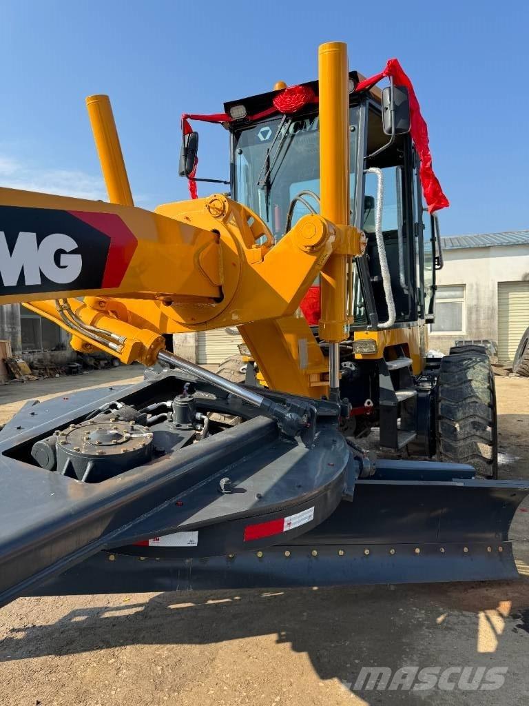 XCMG GR 2153 Грейдеры