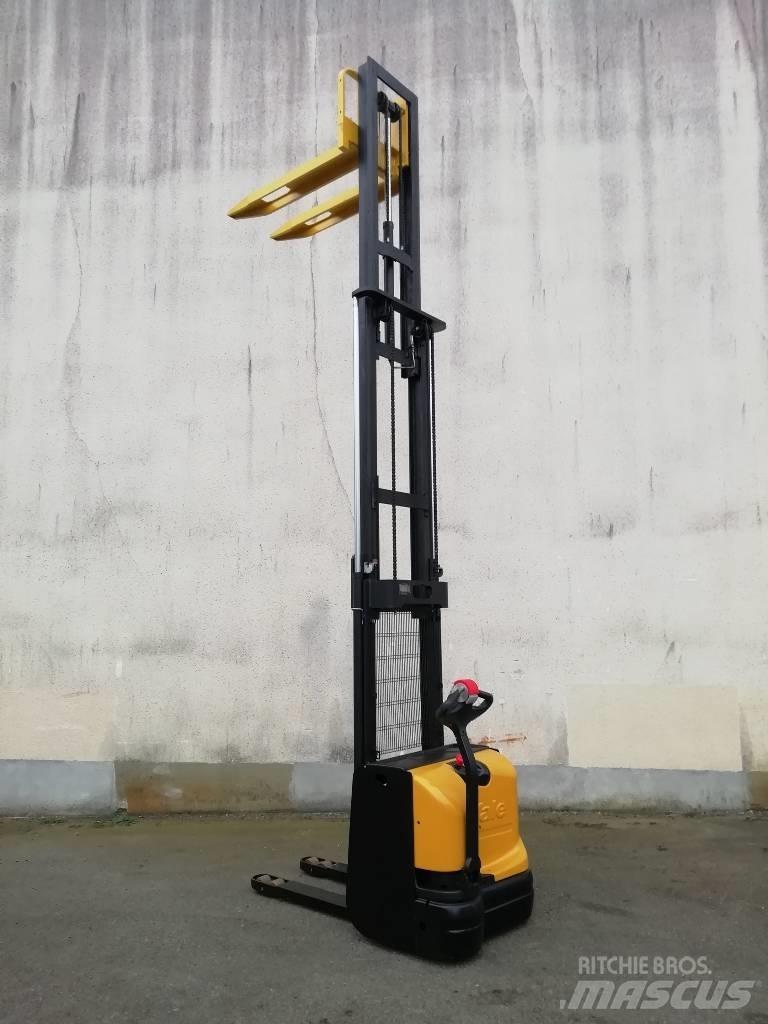 Hyster S1.4 Ручные штабелёры с электроподъёмом