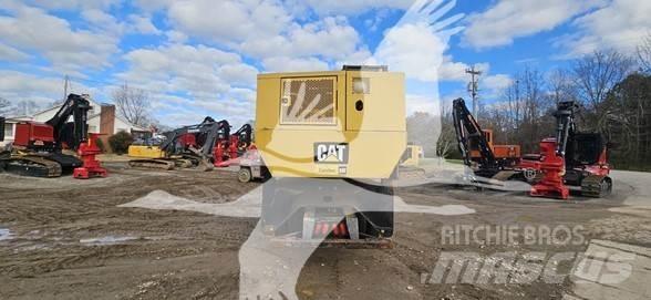 CAT 559C Лесопогрузчик