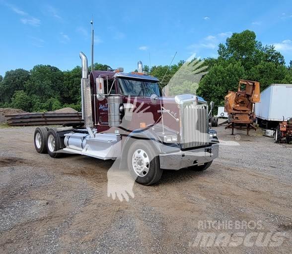Kenworth W900 Седельные тягачи